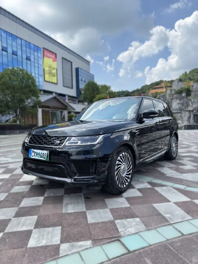 2019 Land Rover Range Rover Sport 2.0T 300HP L4 8AT PHEV 13.1KWH
