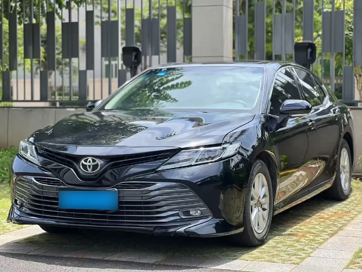 2019 Toyota Camry 2.0L 178HP L4 CVT