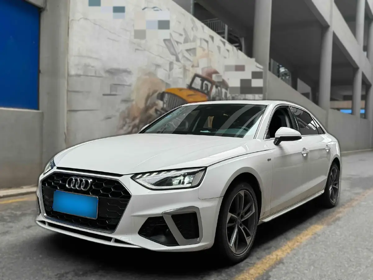 2020 Audi A4L 2.0T 150HP L4 7DCT