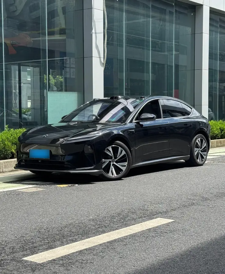 2022 NIO ET5 BEV 75KWH