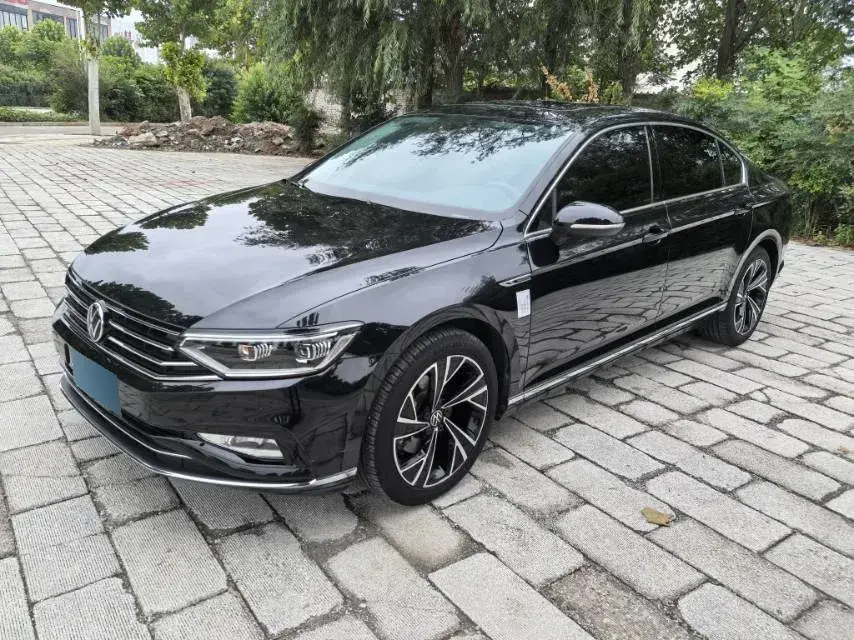 2023 Volkswagen Magotan 2.0T 186HP L4 7DCT