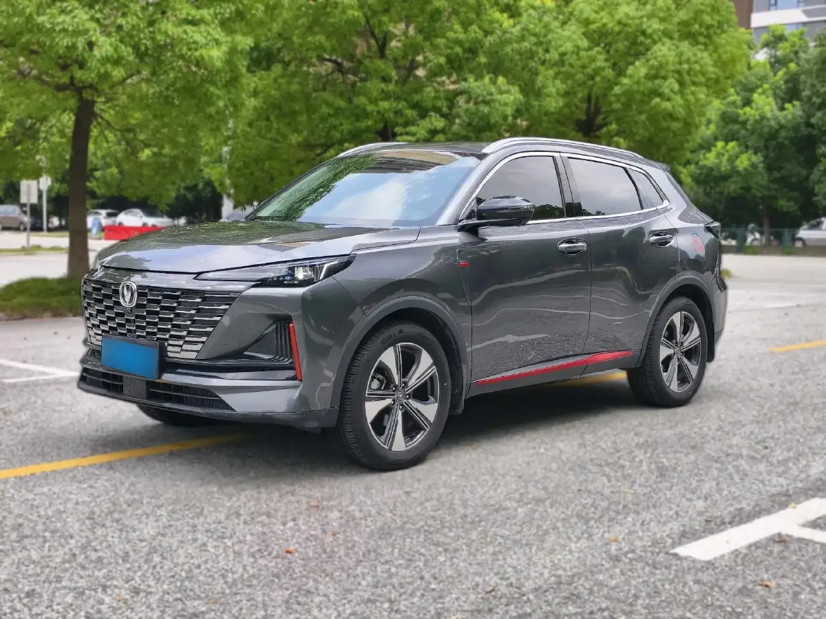2022 ChangAn CS75 Plus 1.5T 178HP L4 6AT