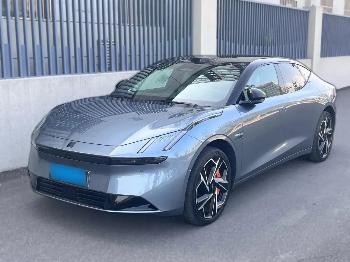 2025 LYNK&CO Z10 BEV 95KWH