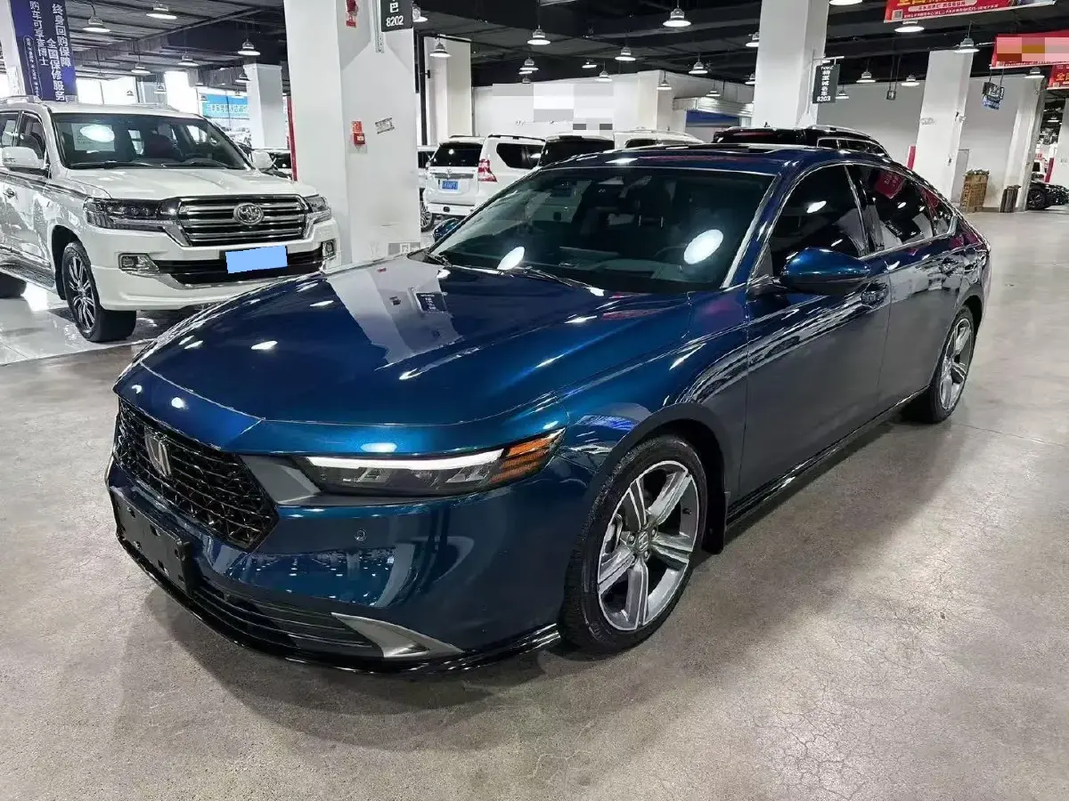 2023 Honda Accord 1.5T 192HP L4 CVT