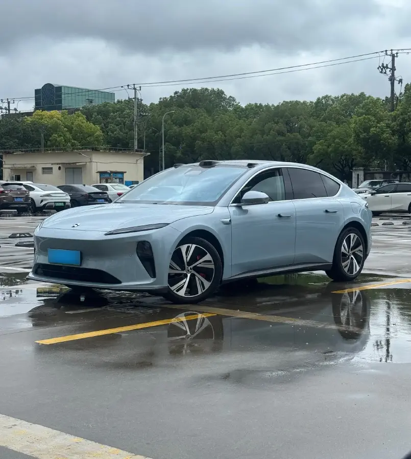 2022 NIO ET5 BEV 75KWH