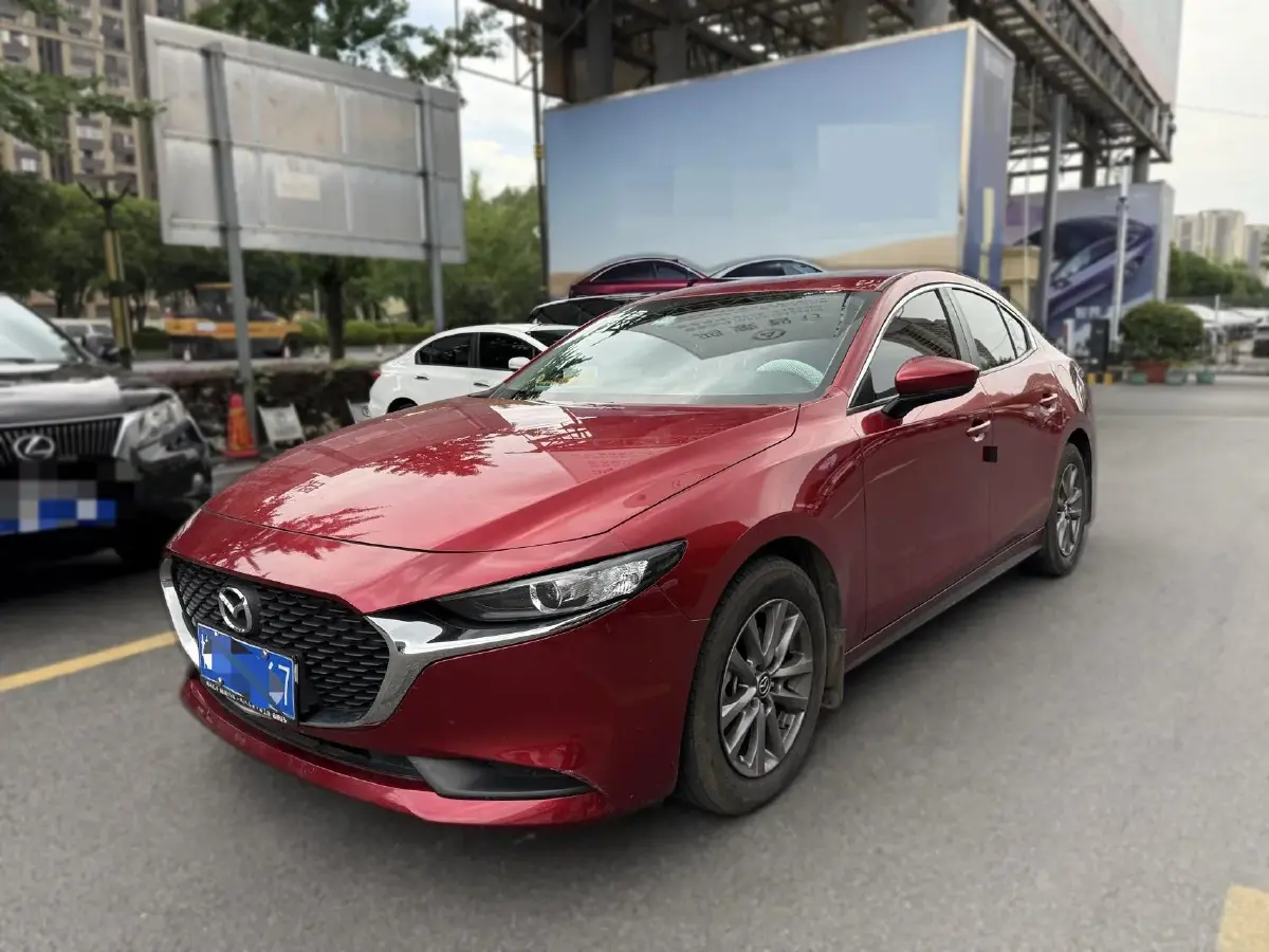 2021 Mazda 3 Axela 2.0L 158HP L4 6AT