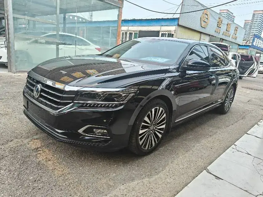 2020 Volkswagen Passat 2.0T 186HP L4 7DCT