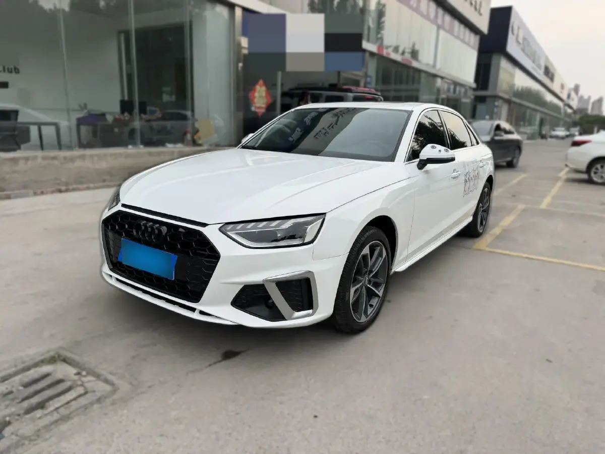 2020 Audi A4L 2.0T 150HP L4 7DCT