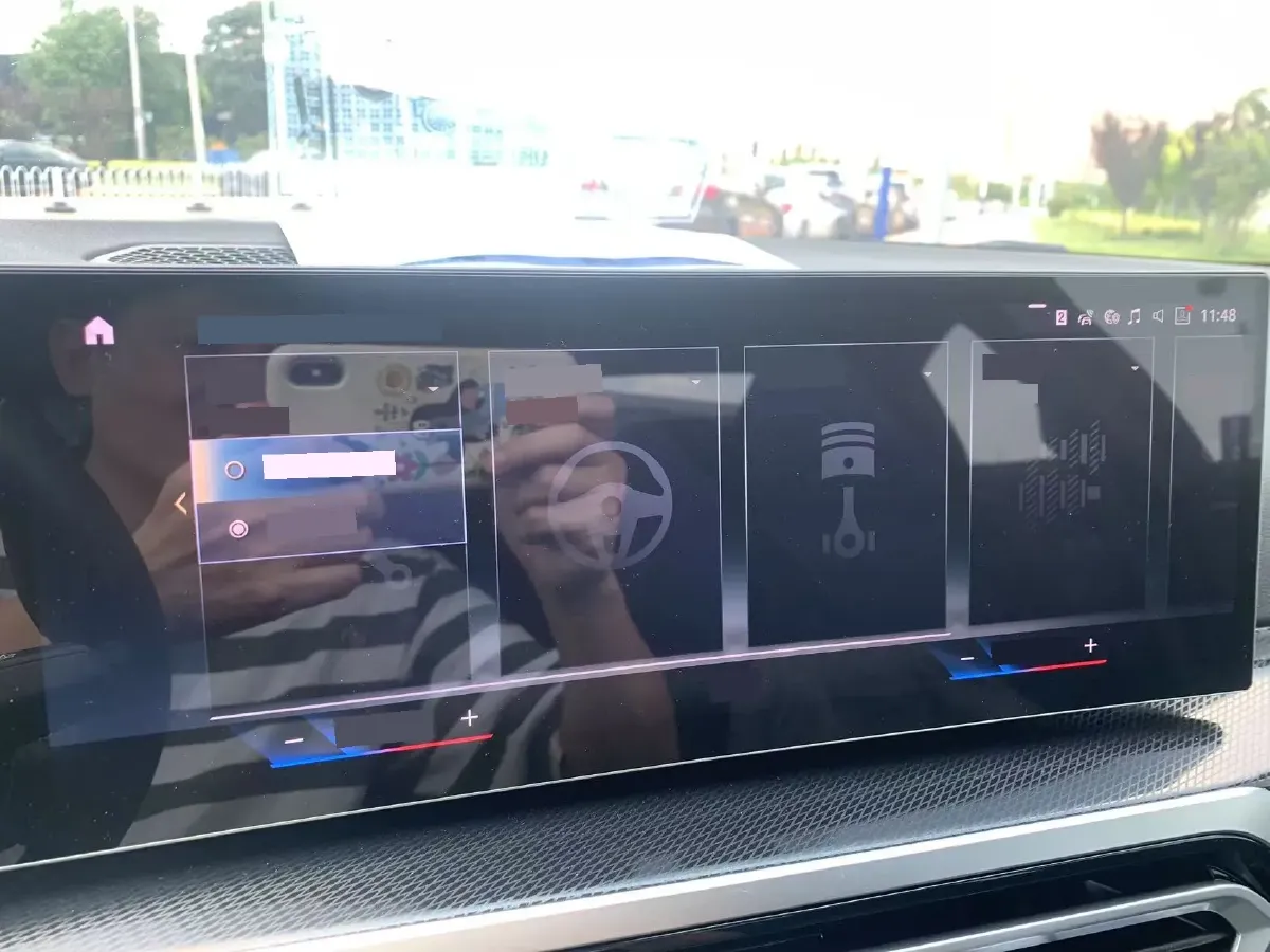 2024 BMW 3.0T 333HP L6 8AT,autocango,china used car exporter,china ev exporter,chinese used car exporter,chinese used ev exporter