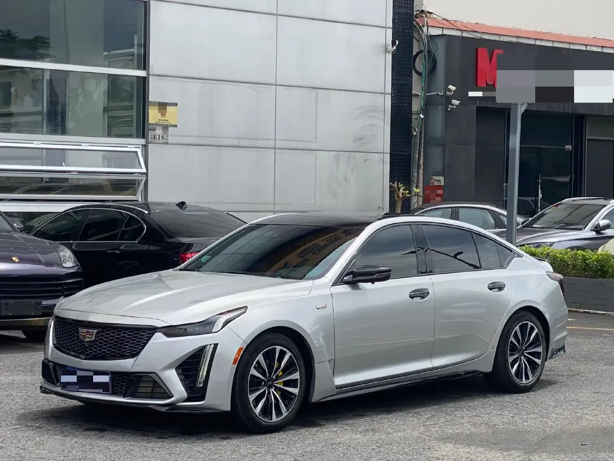 2021 Cadillac CT5 2.0T 237HP L4 10AT