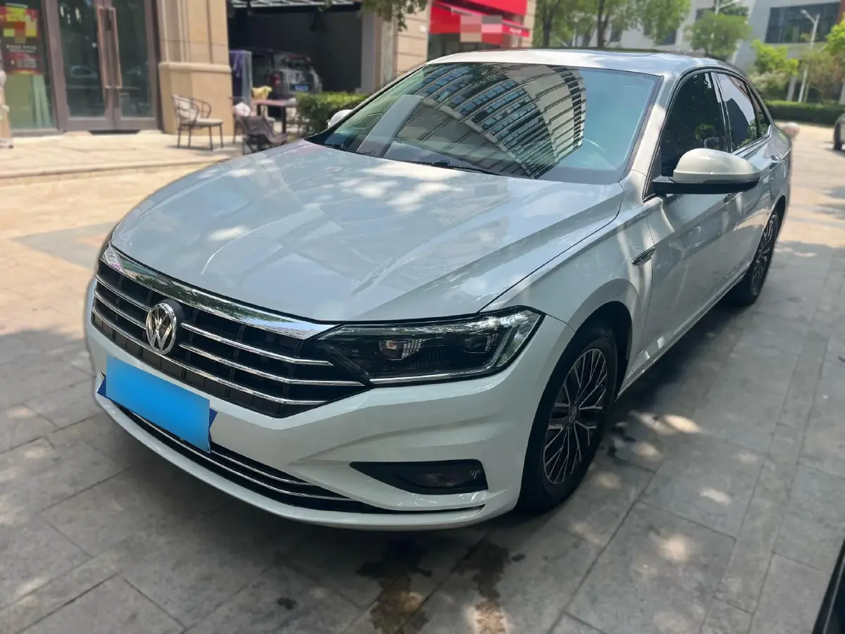 2020 Volkswagen Sagitar 1.4T 150HP L4 7DCT