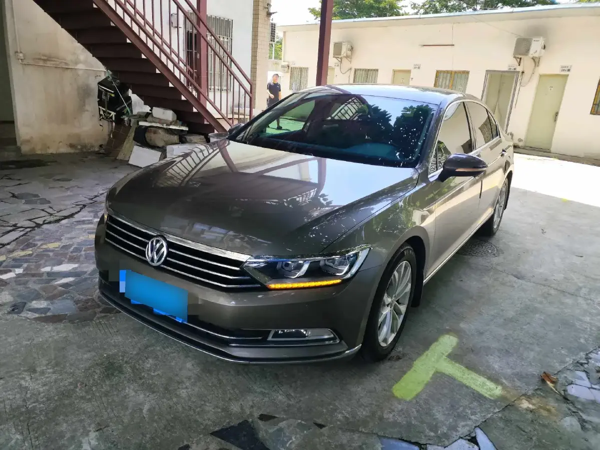 2018 Volkswagen Magotan 1.8T 180HP L4 7DCT