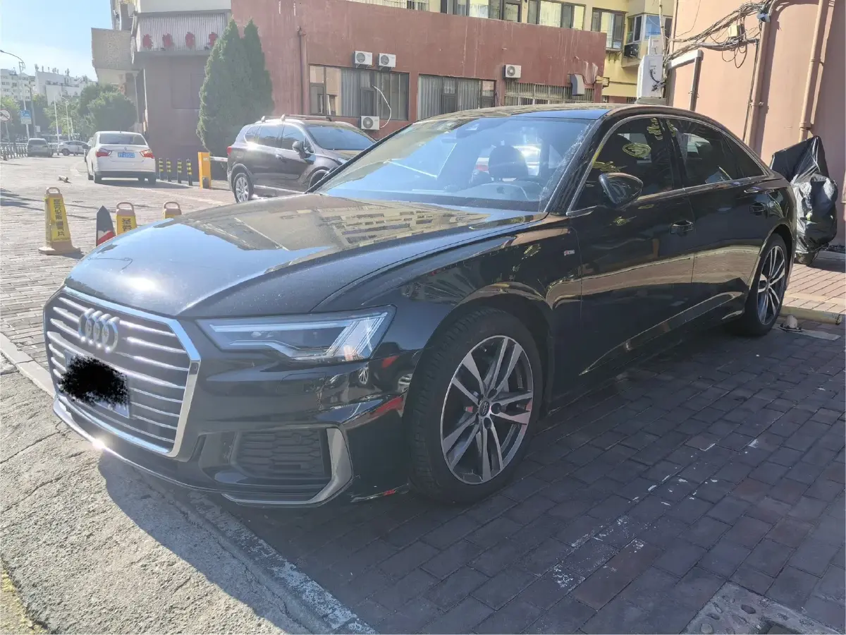 2020 Audi A6L 2.0T 190HP L4 7DCT