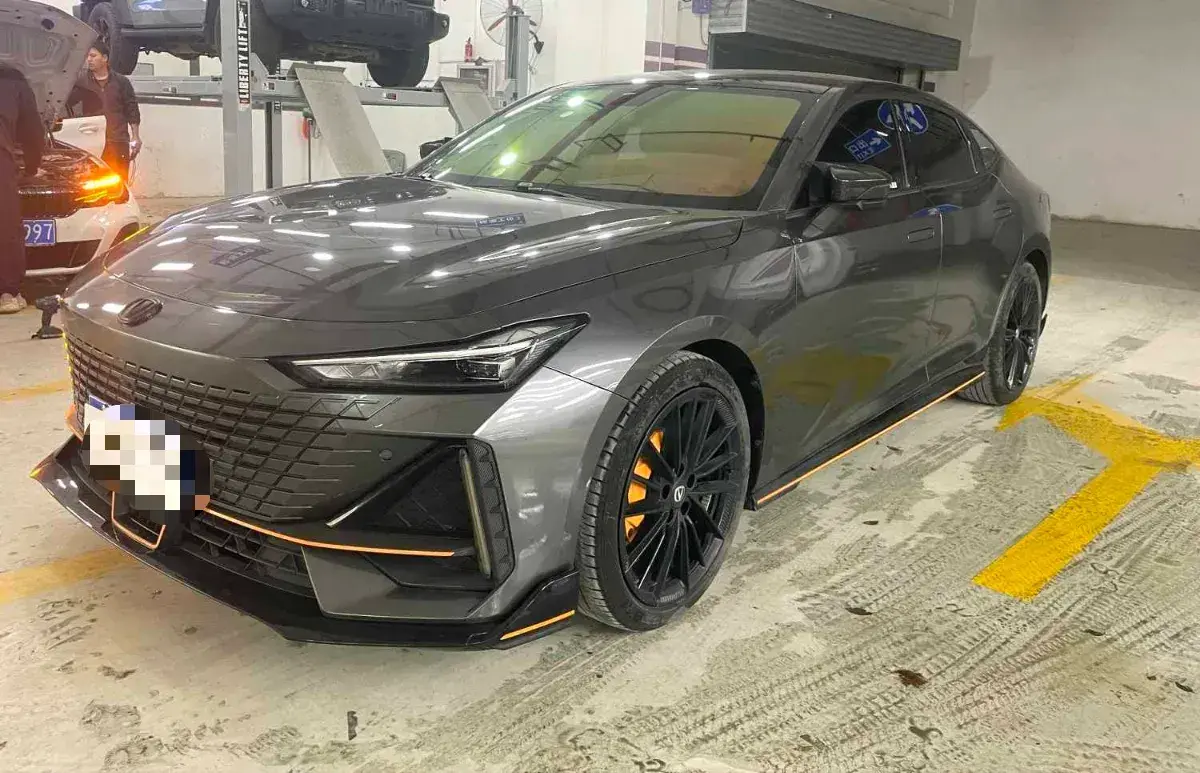 2022 ChangAn UNI-V 1.5T 188HP L4 7DCT