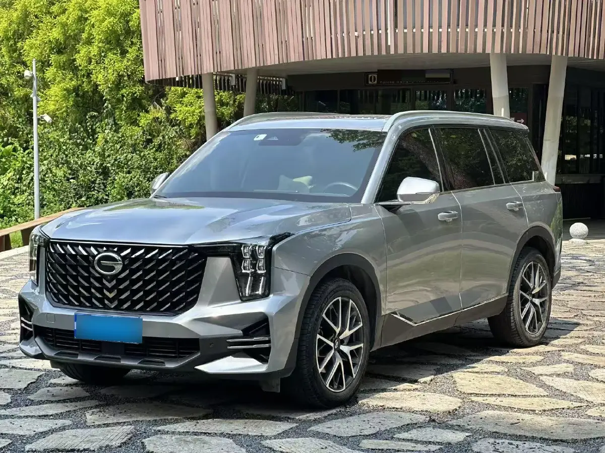 2022 GAC Trumpchi GS8 2.0T 252HP L4 8AT