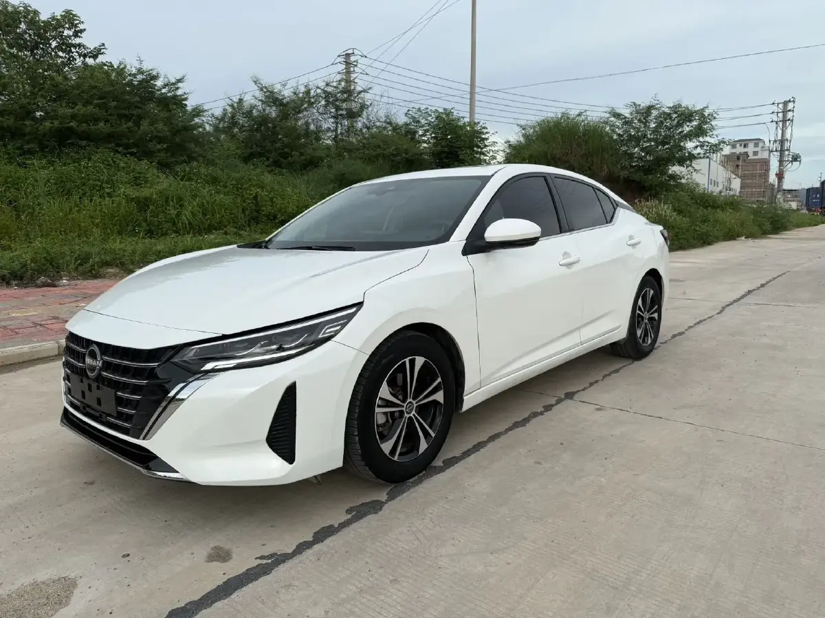 2023 Nissan Sylphy 1.6L 135HP L4 CVT