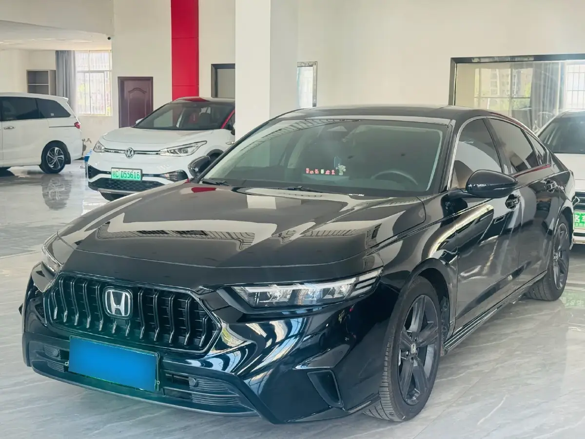 2023 Honda Inspire 1.5T 192HP L4 CVT
