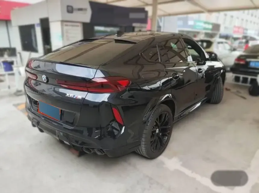 2022 BMW X6 M 4.4T 600HP V8 8AT,autocango,china used car exporter,china ev exporter,chinese used car exporter,chinese used ev exporter