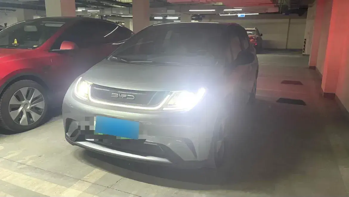 2023 BYD Dolphin BEV 44.928KWH