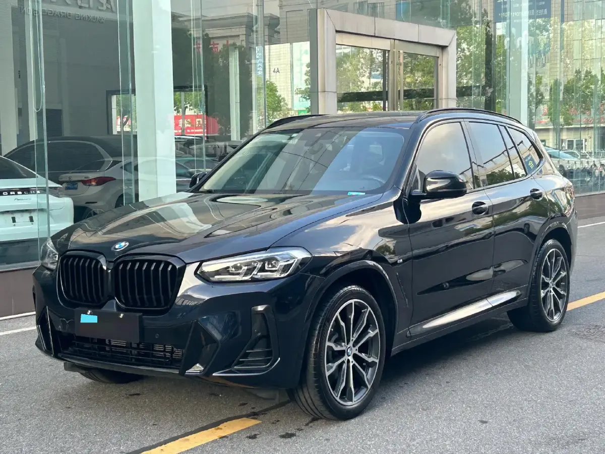 2022 BMW X3 2.0T 252HP L4 8AT