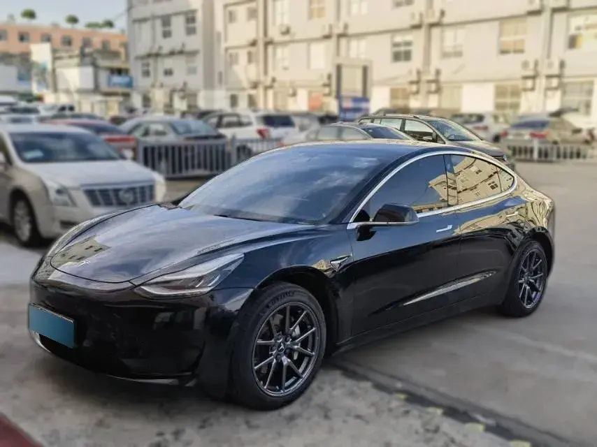 2019 Tesla Model 3 BEV 52KWH