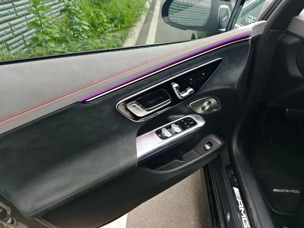 2023 Mercedes-Benz EQE AMG BEV 96.1KWH,autocango,china used car exporter,china ev exporter,chinese used car exporter,chinese used ev exporter