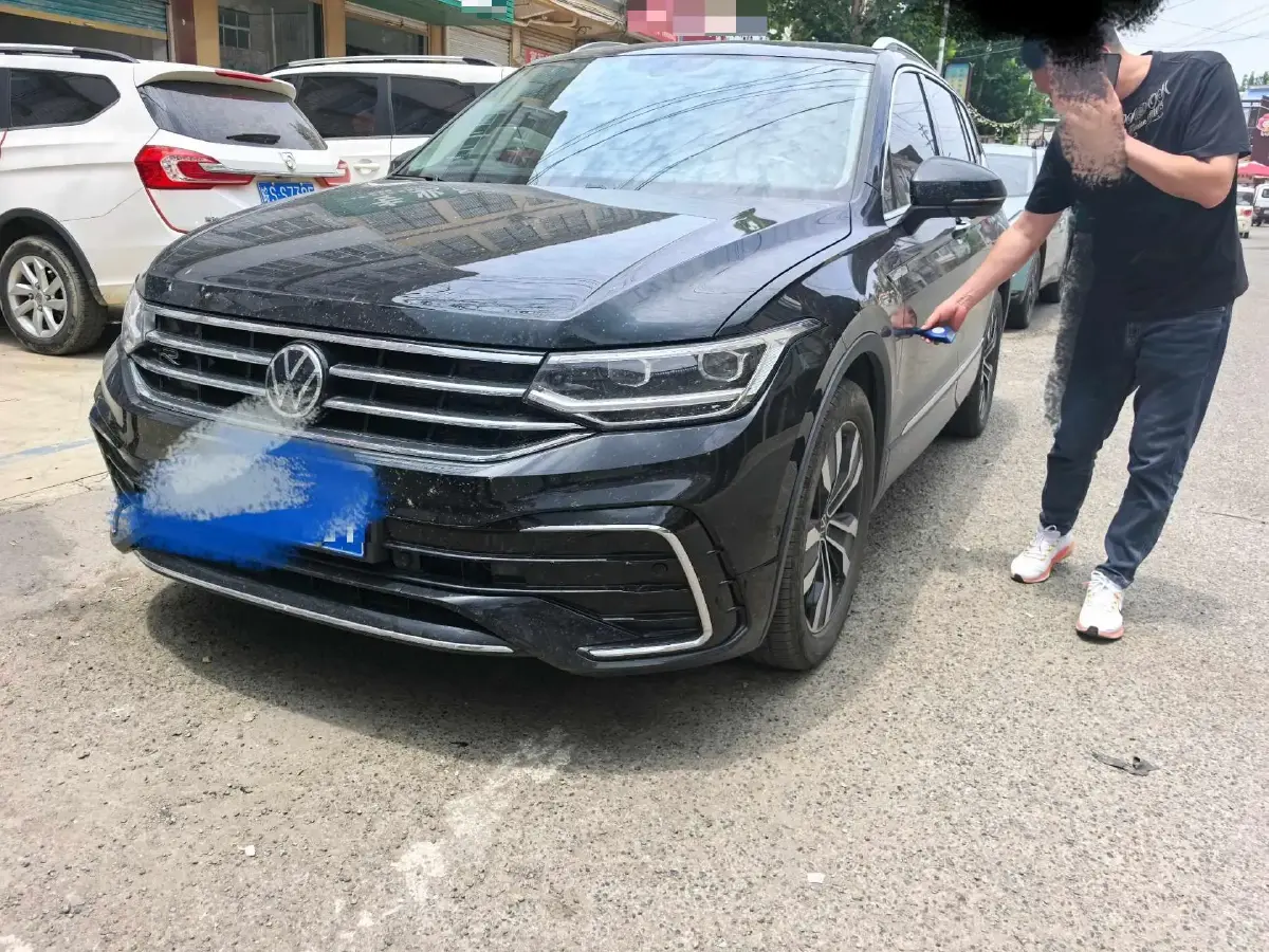 2024 Volkswagen Tiguan L 2.0T 186HP L4 7DCT