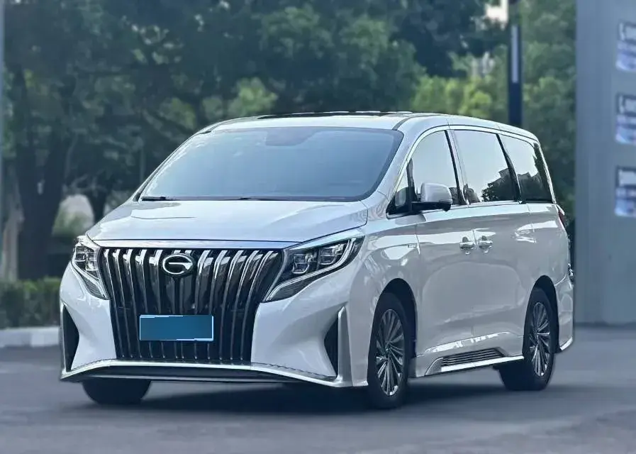 2021 GAC Trumpchi M8 2.0T 252HP L4 8AT