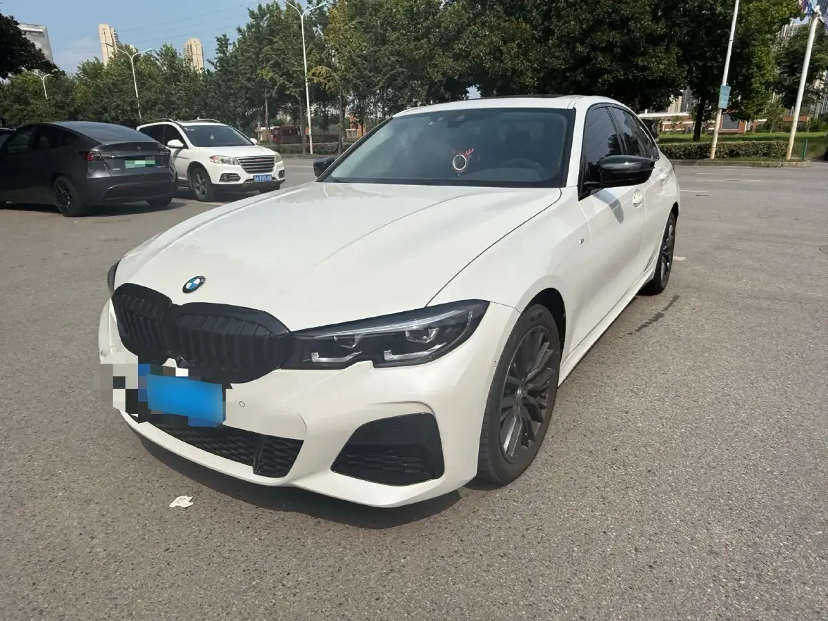 2022 BMW 3 Series 2.0T 184HP L4 8AT
