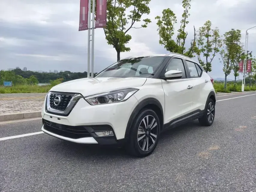 2018 Nissan Kicks 1.5L 124HP L4 CVT