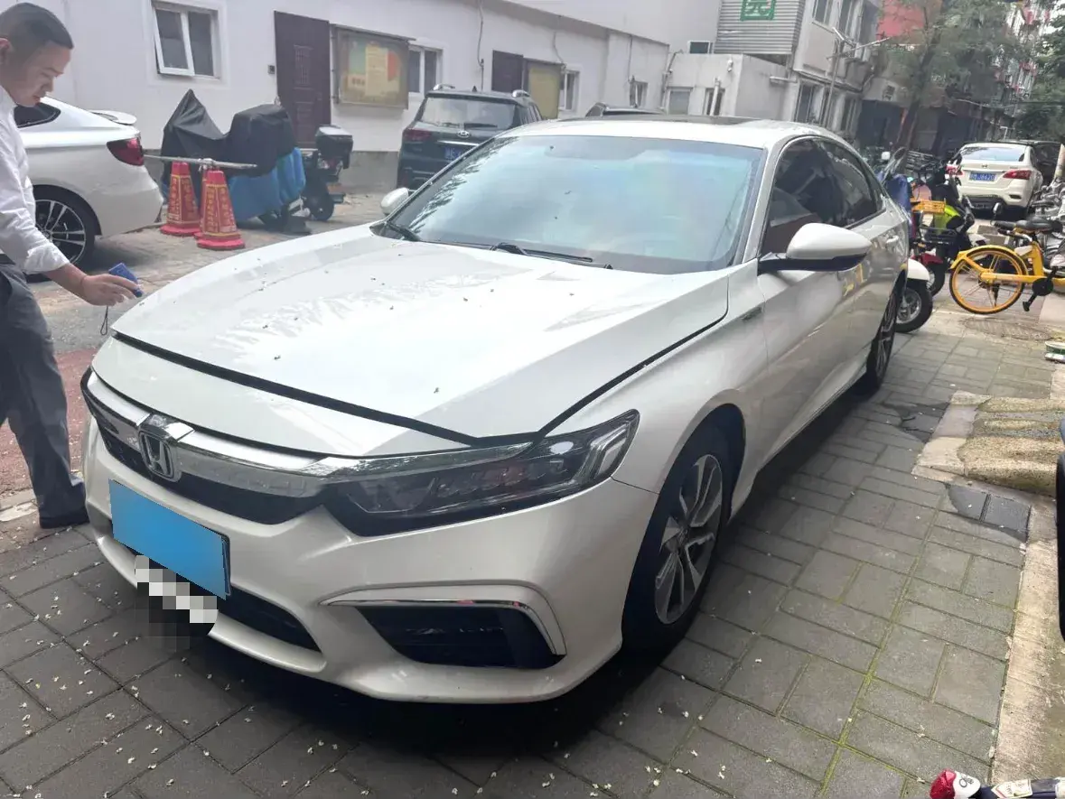 2019 Honda Inspire 1.5T 194HP L4 CVT