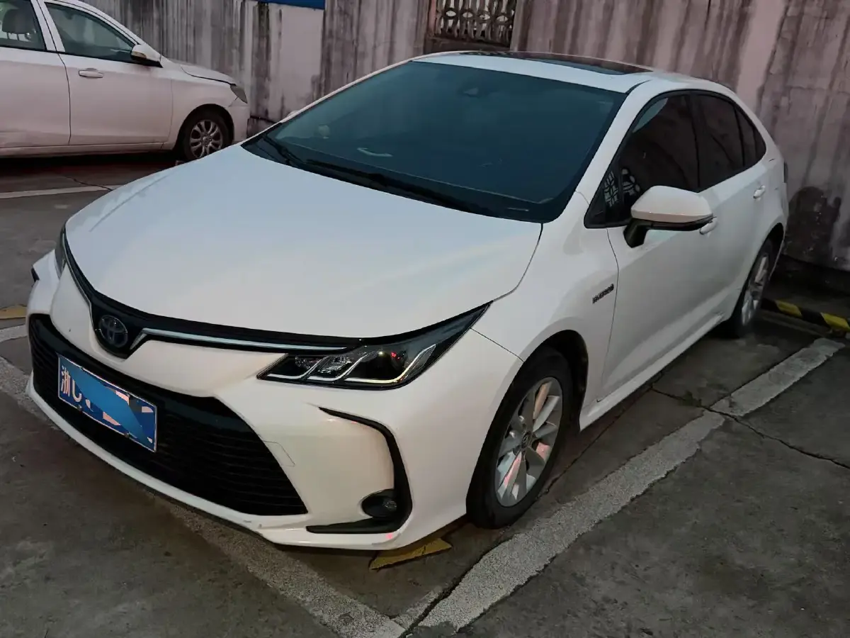 2019 Toyota Corolla 1.8L 98HP L4 E-CVT Hybrid