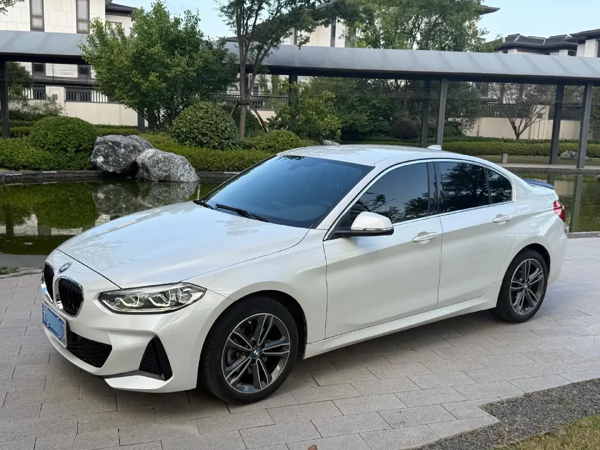 2021 BMW 1 Series 1.5T 140HP L3 7DCT