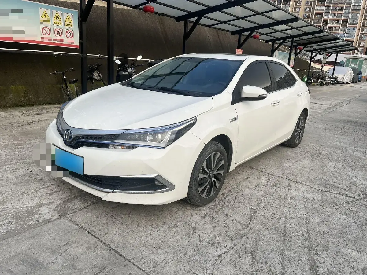 2020 Toyota Corolla Hybird E+ 1.8L 99HP L4 E-CVT PHEV 10.5KWH
