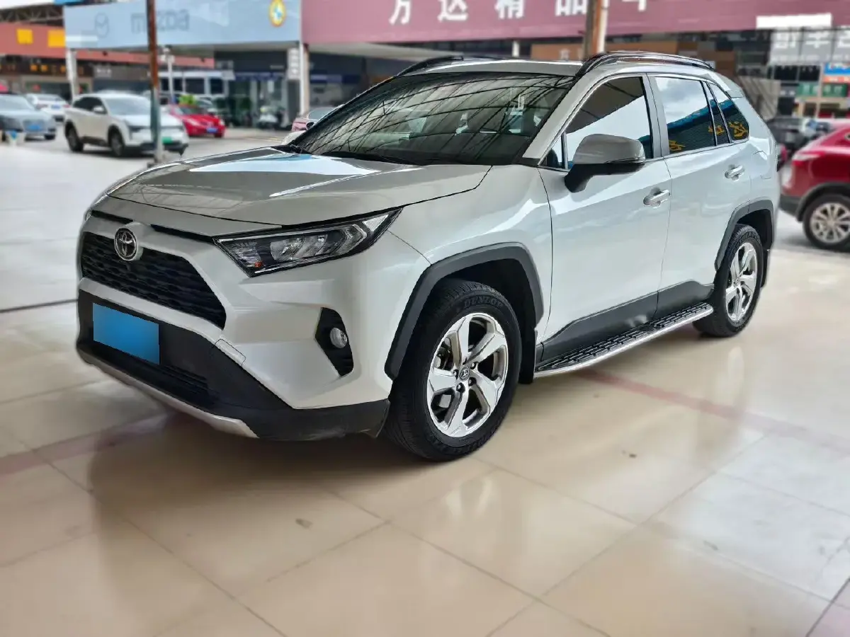2021 Toyota RAV4 2.0L 171HP L4 CVT