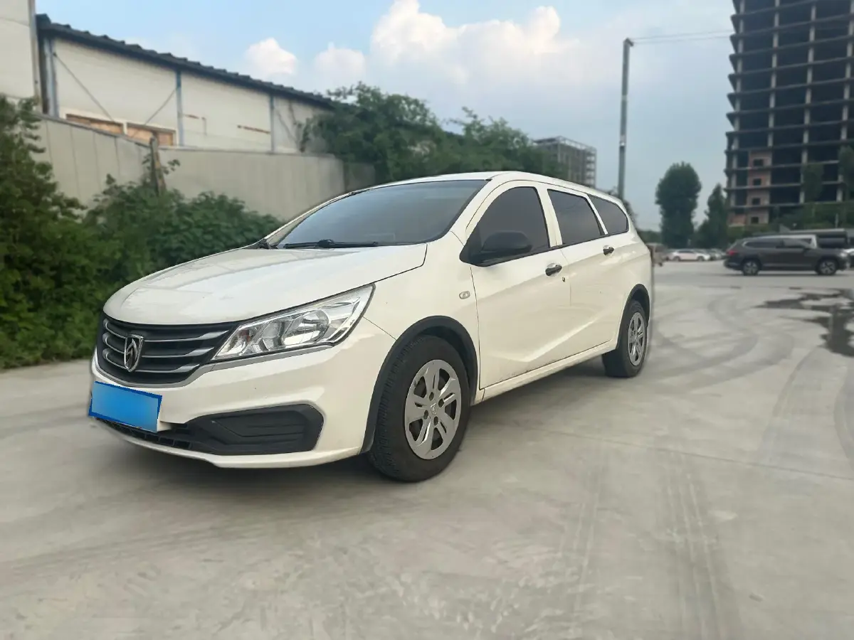 2017 BaoJun 310W 1.2L 82HP L4 6MT