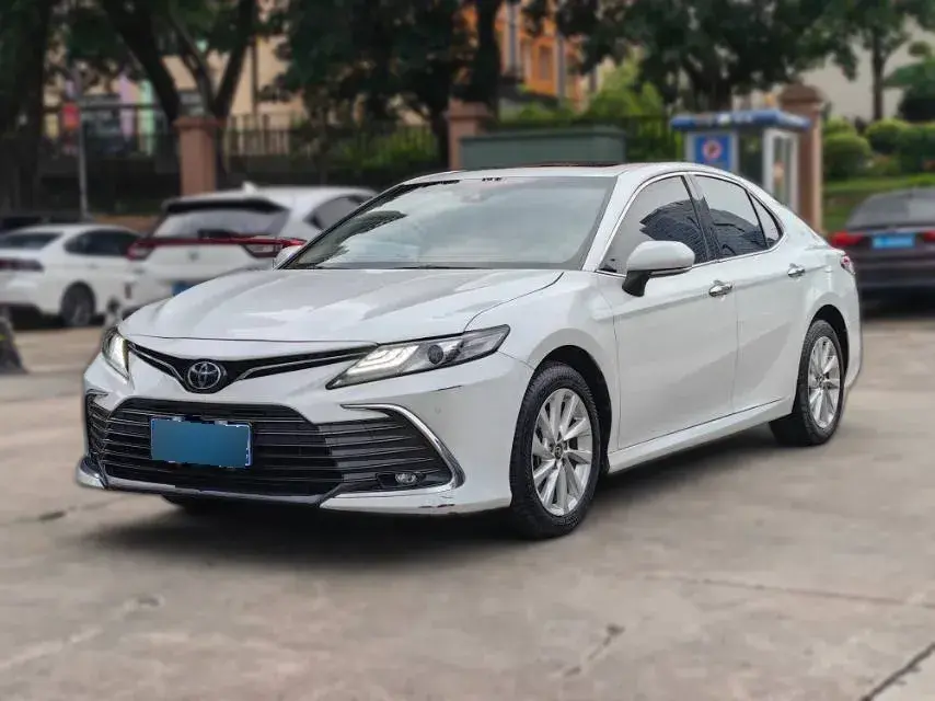 2021 Toyota Camry 2.0L 178HP L4 CVT