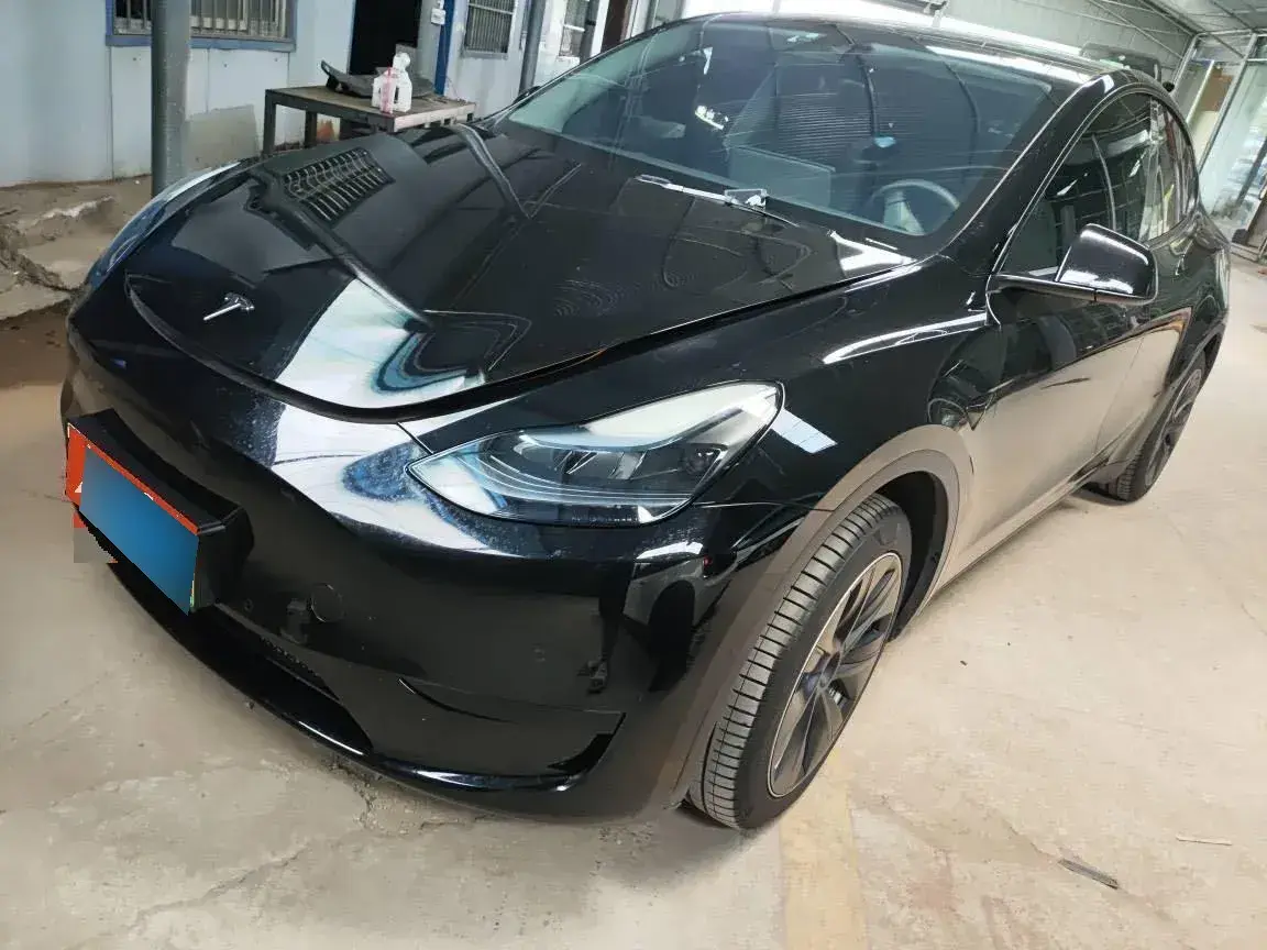 2022 Tesla Model Y BEV 60KWH