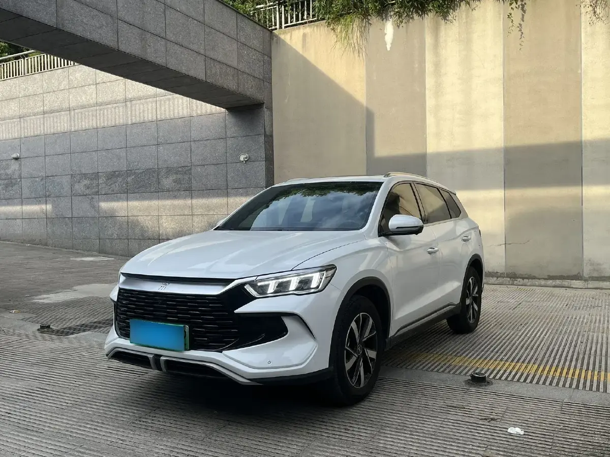 2024 BYD Song Pro 1.5L 110HP L4 E-CVT PHEV 12.9KWH