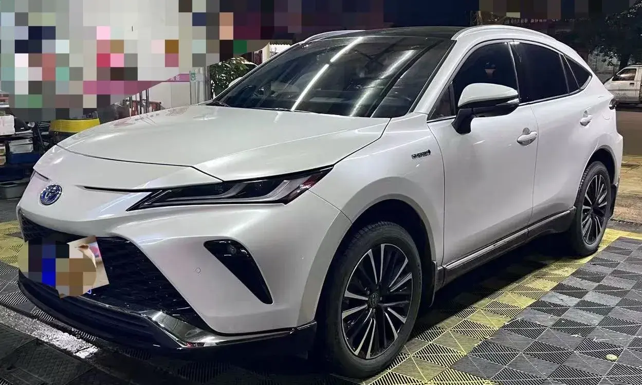 2022 Toyota Venza 2.5L 178HP L4 E-CVT Hybrid