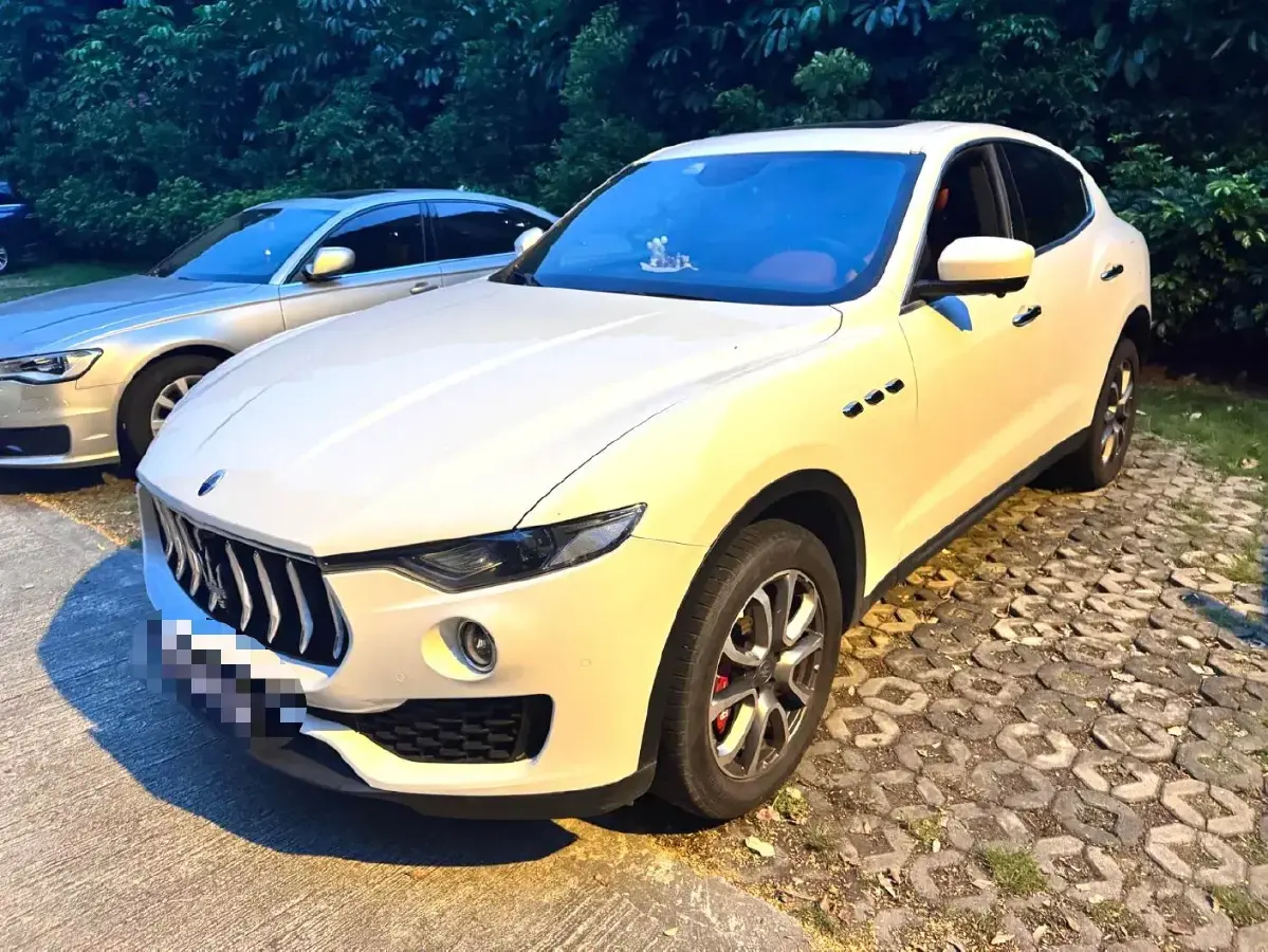 2018 Maserati Levante 3.0T 350HP V6 8AT