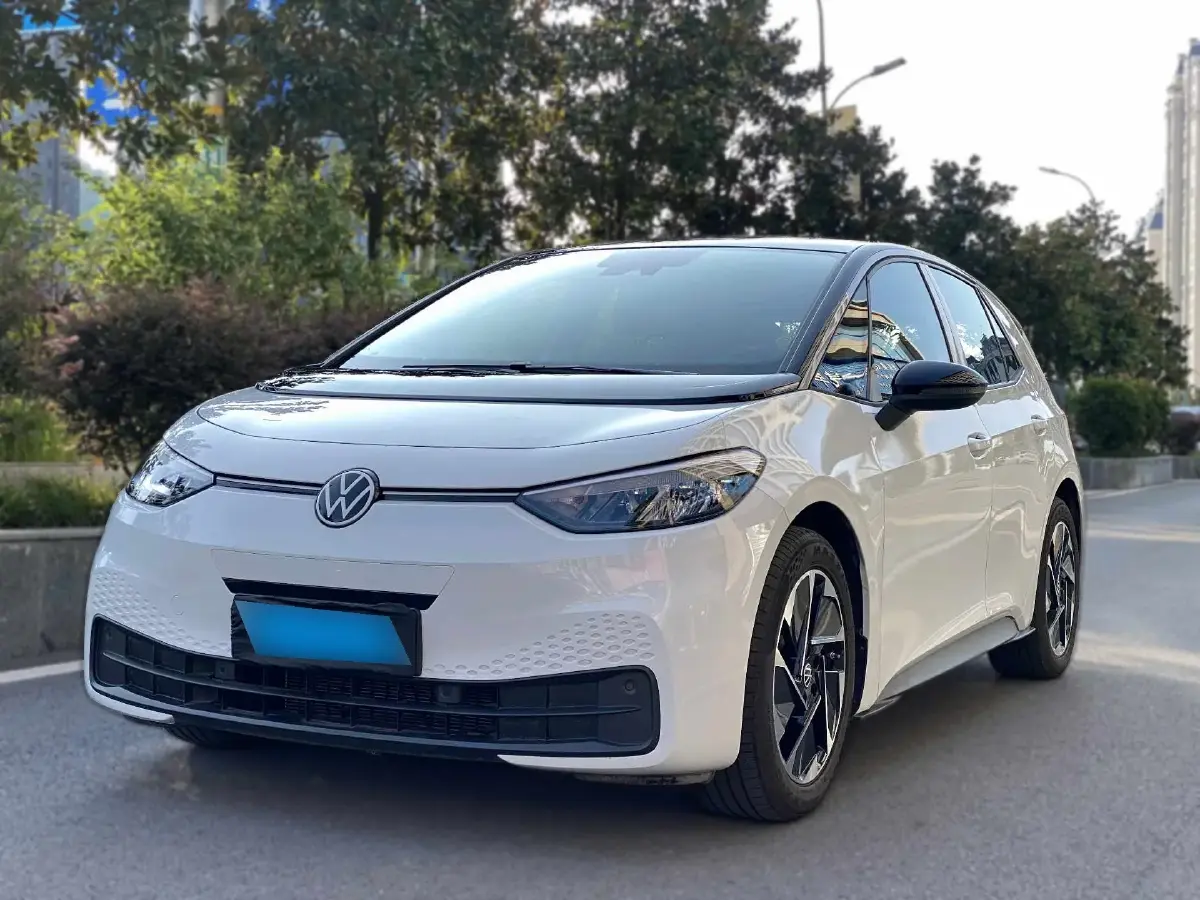 2024 Volkswagen ID.3 BEV 52.8KWH