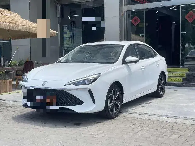 2023 Roewe i5 1.5L 129HP L4 CVT