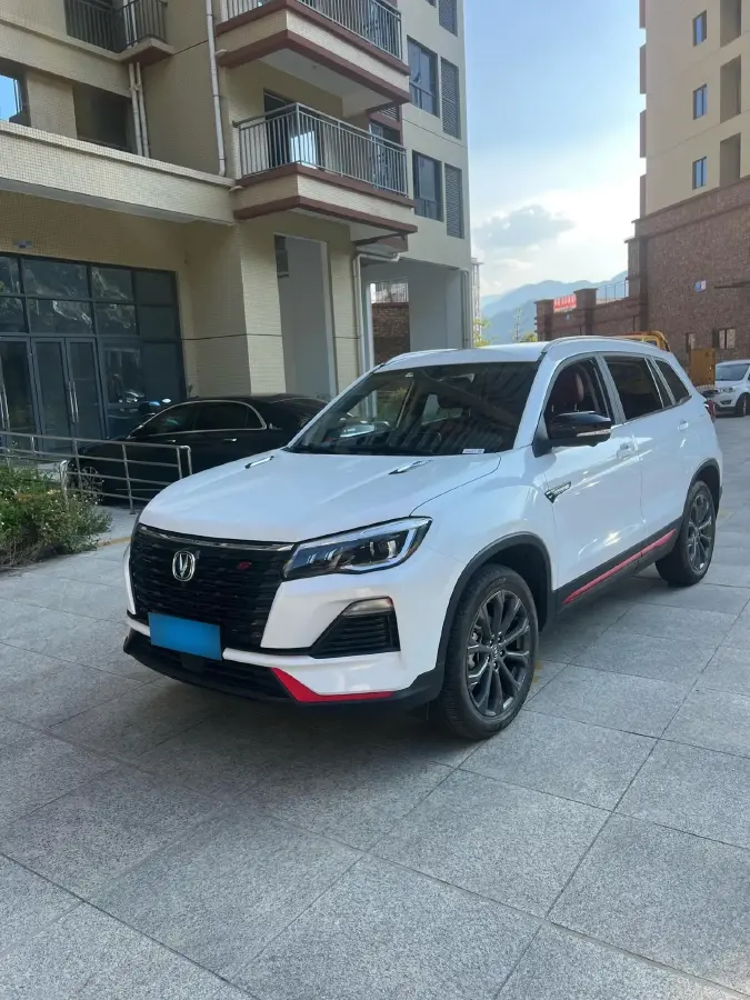 2022 ChangAn CS75 1.5T 180HP L4 7DCT