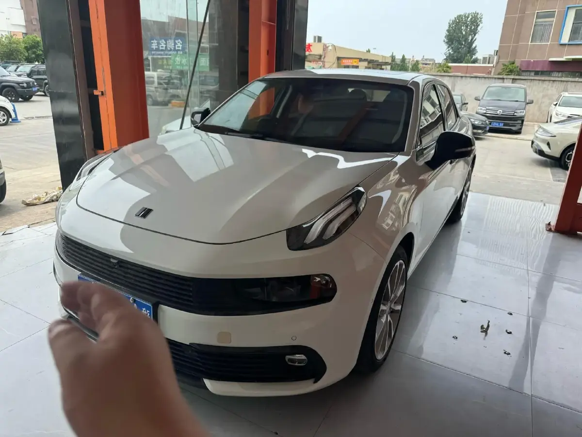 2019 LYNK&CO 03 1.5T 180HP L3 7DCT