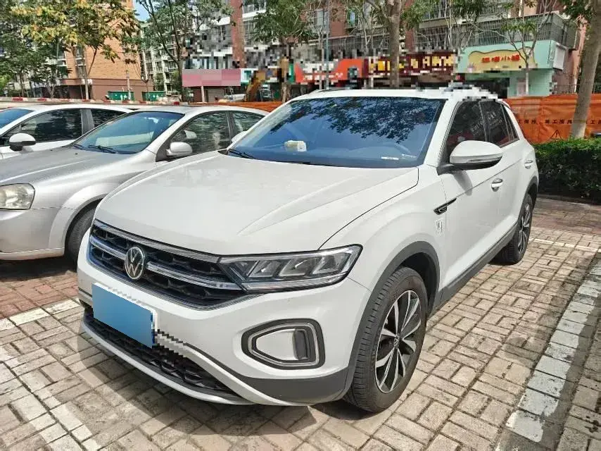 2023 Volkswagen T-Roc 1.4T 150HP L4 7DCT