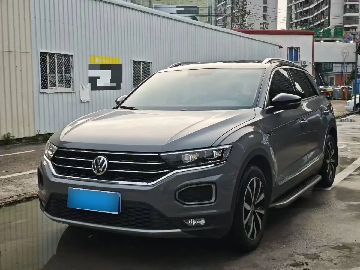 2018 Volkswagen T-Roc 1.4T 150HP L4 7DCT
