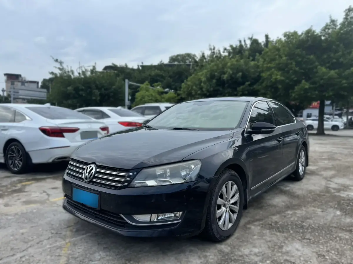 2014 Volkswagen Passat 1.8T 160HP L4 6AT