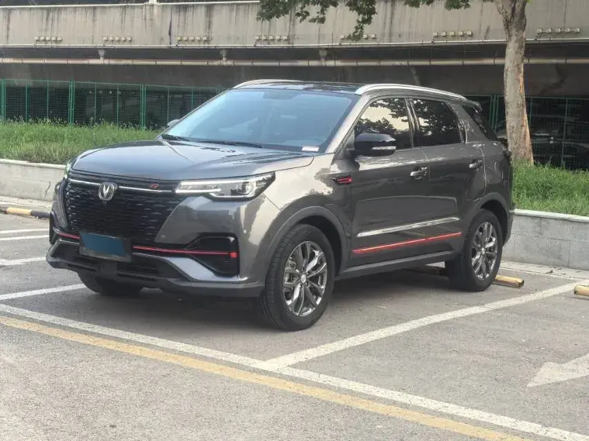 2021 ChangAn CS55 Plus 1.5T 180HP L4 6MT