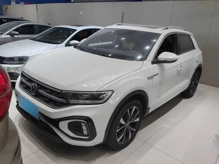 2023 Volkswagen T-Roc 1.5T 160HP L4 7DCT